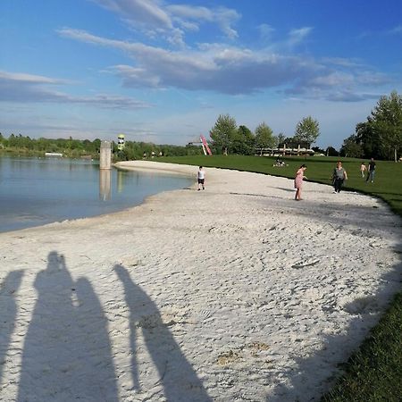 Ferienwohnung Schuhmann Mit Wintergarten Und Garten Therme Aquapulco Und Ikuna Erlebnispark, Zoo Schmiding 20 Min Mit Auto Entfernt Ab 3 Naechte Buchbar Hinzenbach Εξωτερικό φωτογραφία