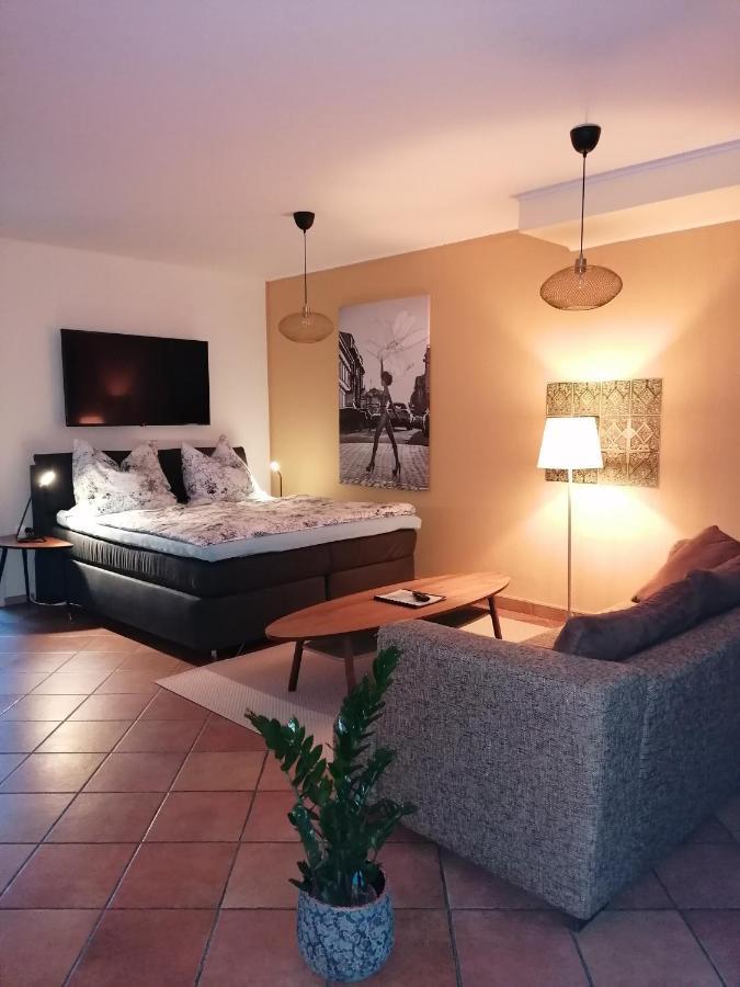 Ferienwohnung Schuhmann Mit Wintergarten Und Garten Therme Aquapulco Und Ikuna Erlebnispark, Zoo Schmiding 20 Min Mit Auto Entfernt Ab 3 Naechte Buchbar Hinzenbach Εξωτερικό φωτογραφία