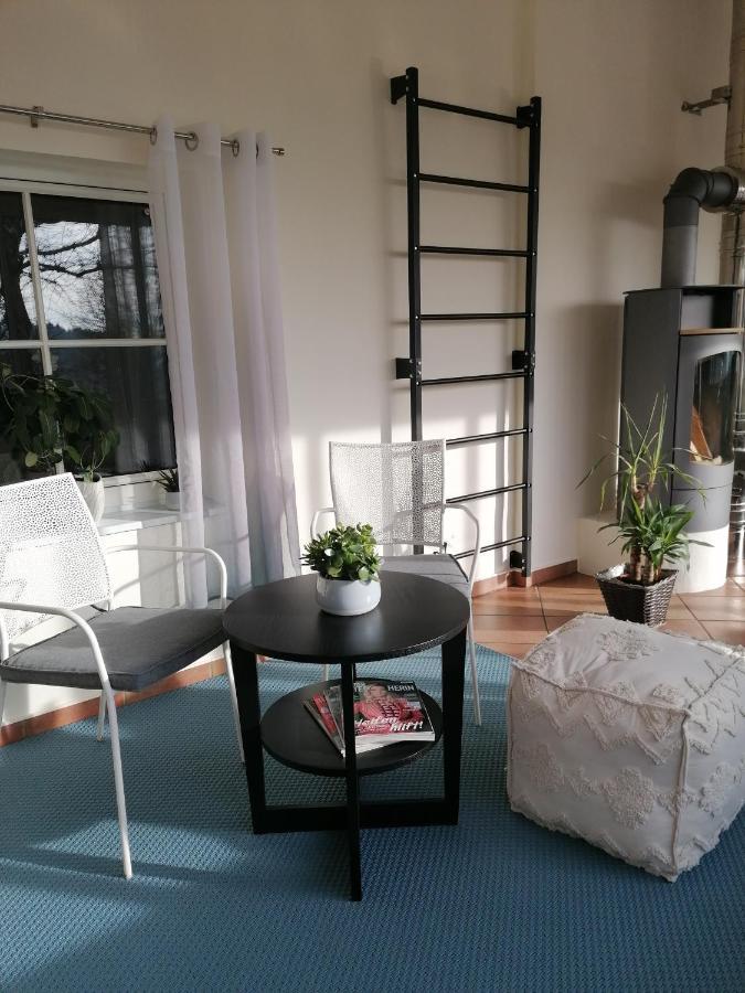 Ferienwohnung Schuhmann Mit Wintergarten Und Garten Therme Aquapulco Und Ikuna Erlebnispark, Zoo Schmiding 20 Min Mit Auto Entfernt Ab 3 Naechte Buchbar Hinzenbach Εξωτερικό φωτογραφία